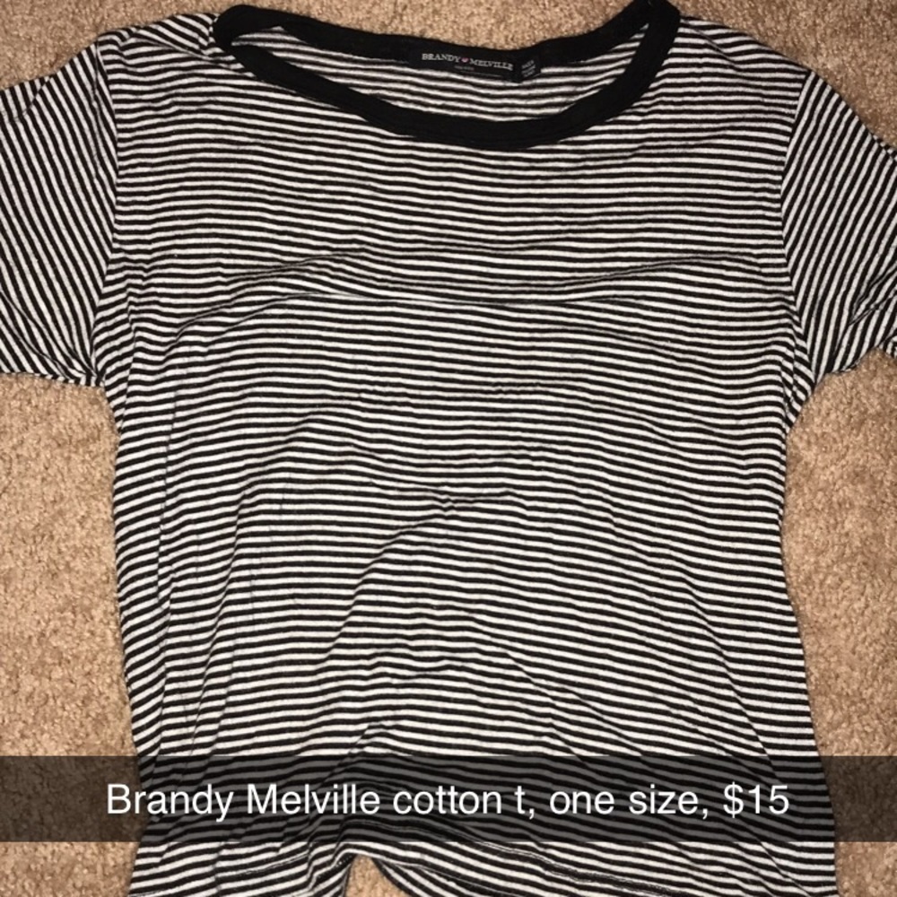 Brandy Melville tee